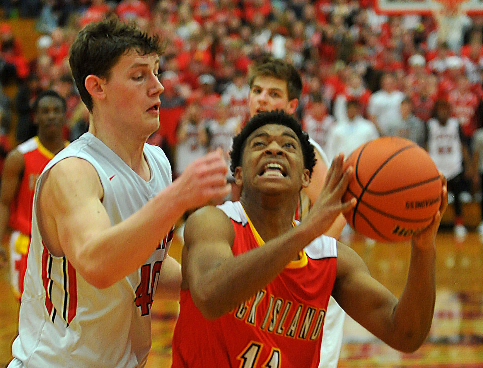 Rock Island vs Pekin boys Class 4A Regional
